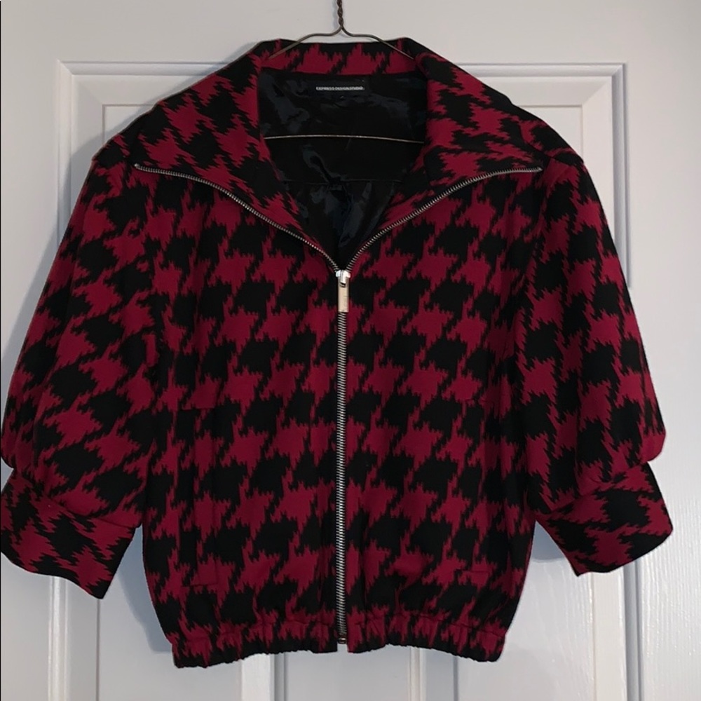 Trendy back and red chevron jacket